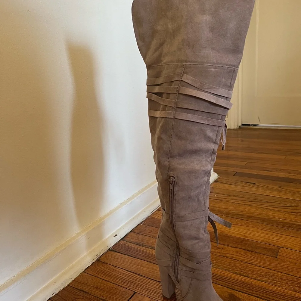 Shoe Dazzle Taupe Over the Knee Boots - Picture 9 of 9